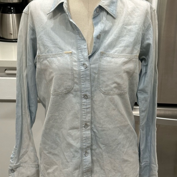 Madewell Style 25240 Light Wash Chambray Ex-Boyfriend Button Down Top Women’s XS - Picture 2 of 7